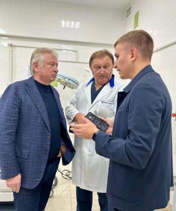 0df8581c-282e-441e-b880-dbd81e79ec6b